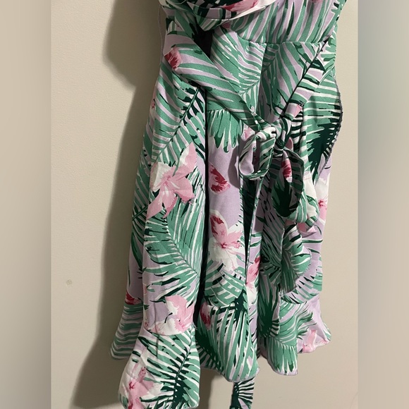 REVAMPED FLORAL DRESS - Picture 4 of 4